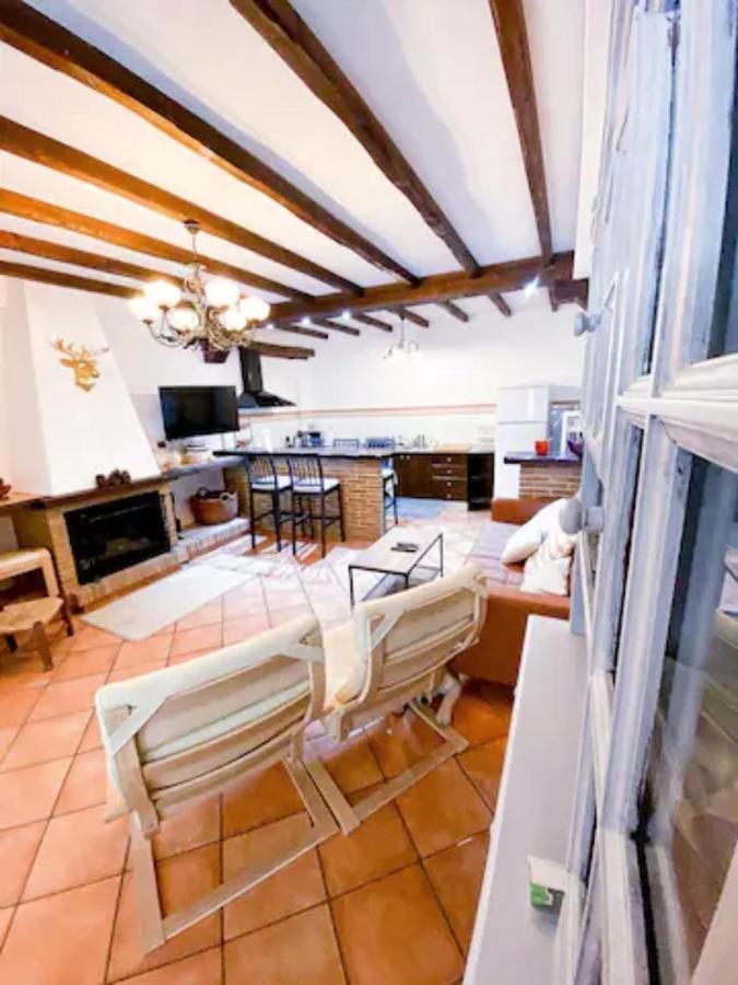 فيلا Grazalema - Casita La Calma - Incredible Views, Clima Frio-Calor, Wifi & Private Parking Optional المظهر الخارجي الصورة